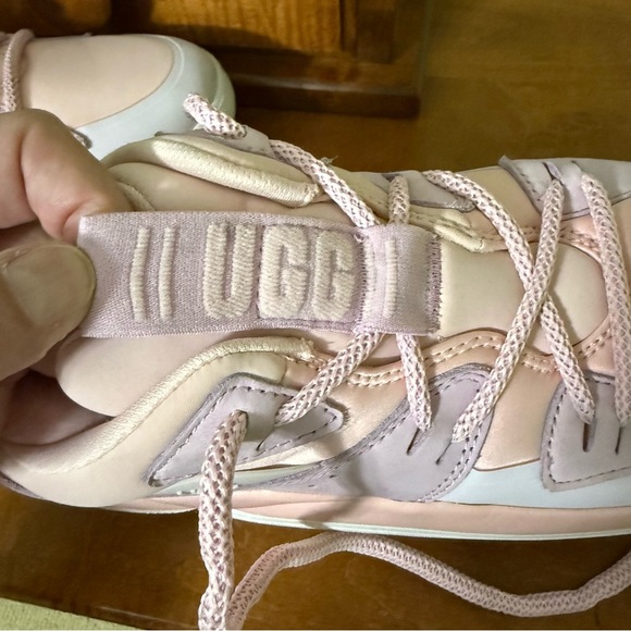 UGG LA Alto Cloud Lace sneakers - Picture 9 of 12